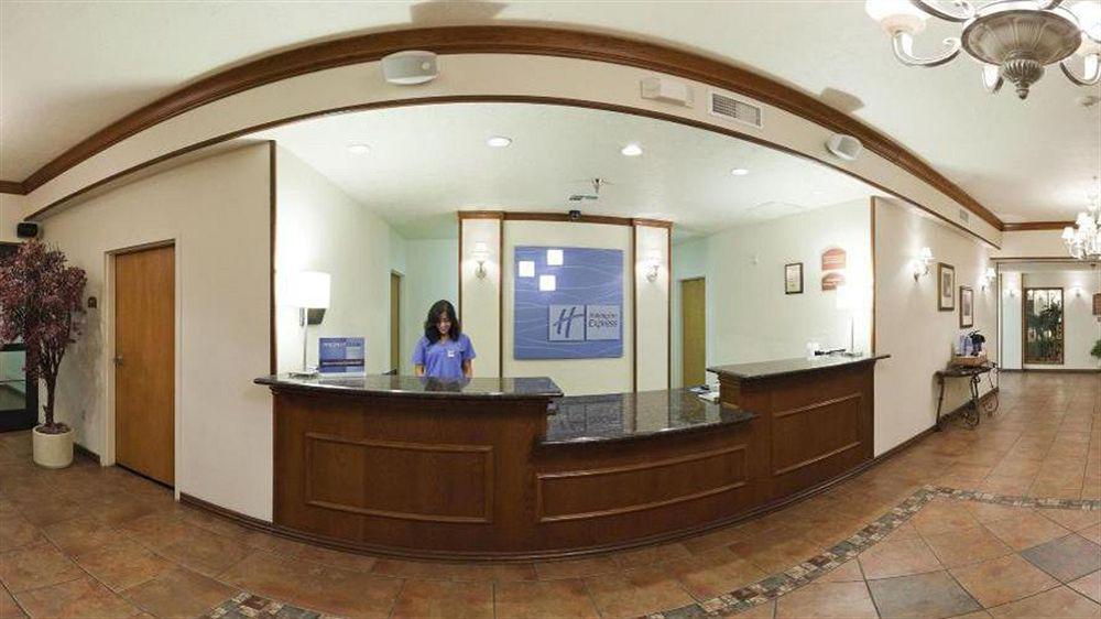Holiday Inn Express Kingman By Ihg Bagian luar foto