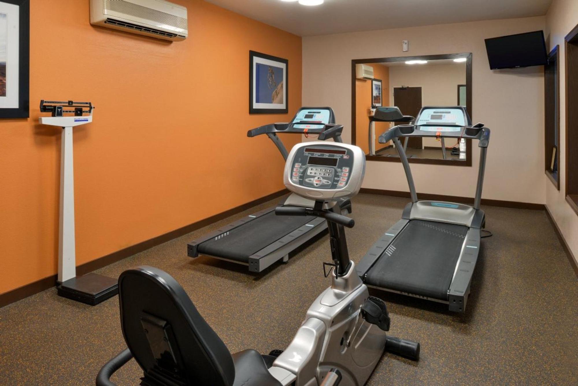 Holiday Inn Express Kingman By Ihg Bagian luar foto