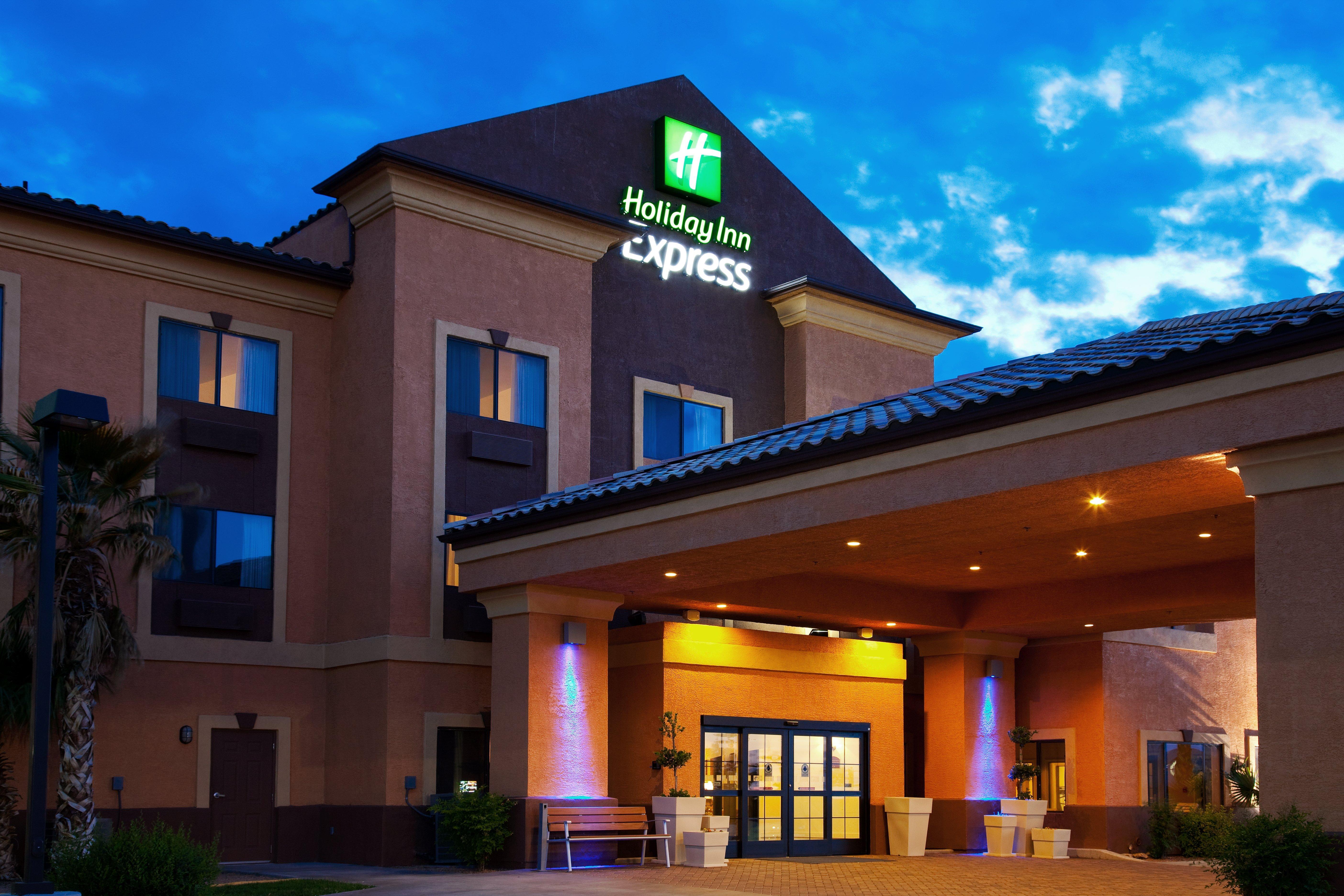 Holiday Inn Express Kingman By Ihg Bagian luar foto