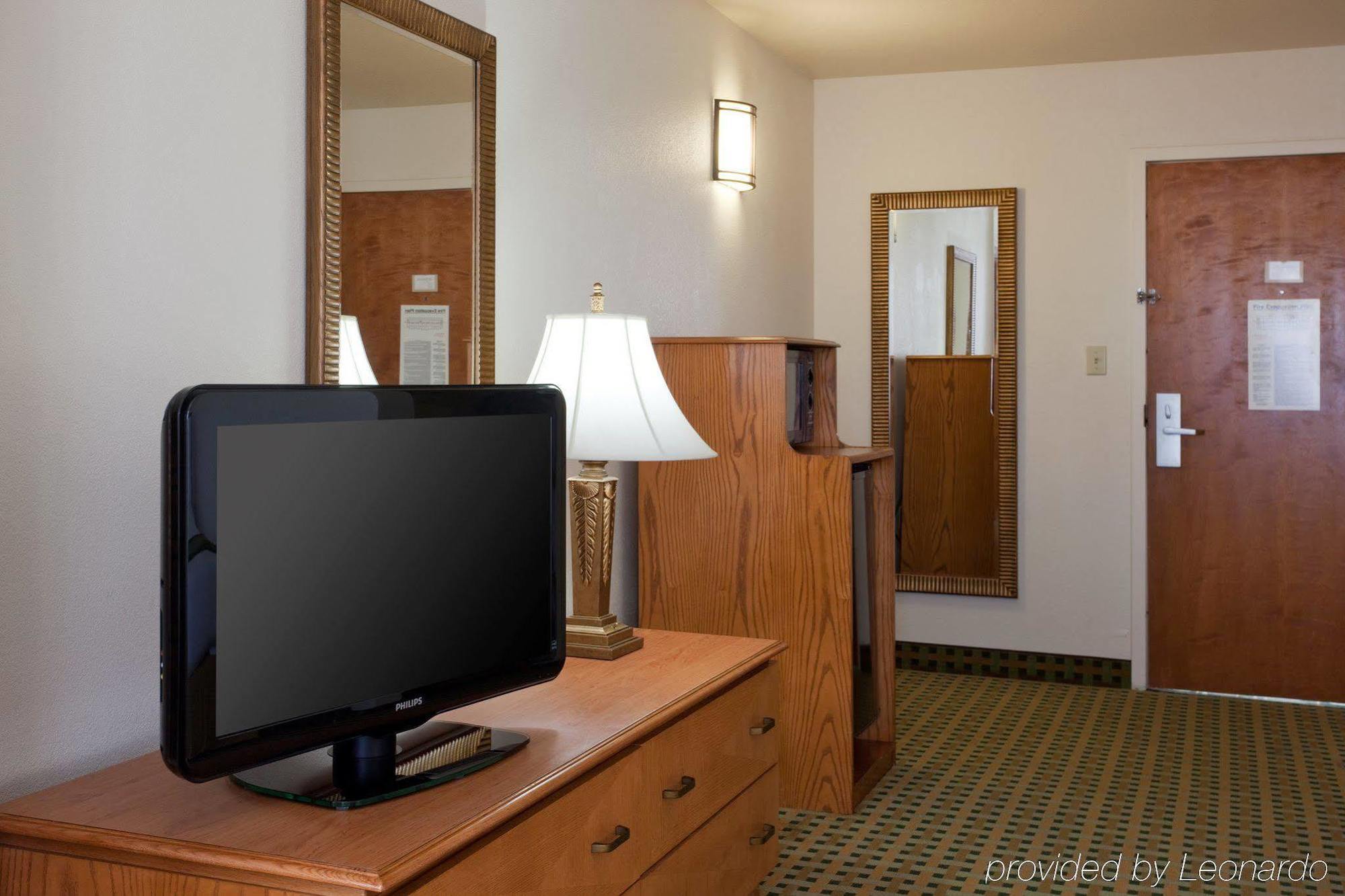 Holiday Inn Express Kingman By Ihg Ruang foto