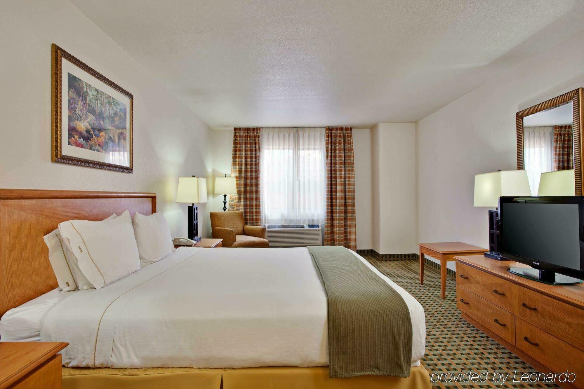 Holiday Inn Express Kingman By Ihg Bagian luar foto